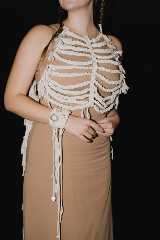 Memento - Robe en soie et buste en macramé